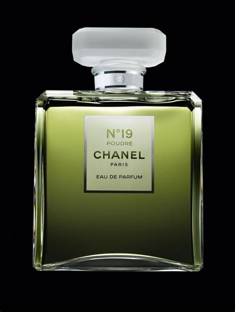 green perfume chanel